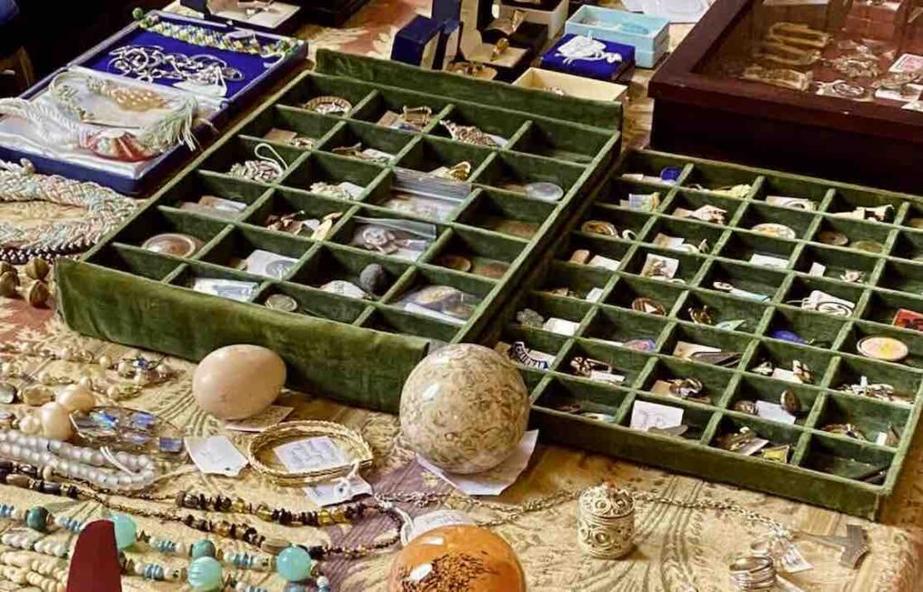 flea markets in sussex